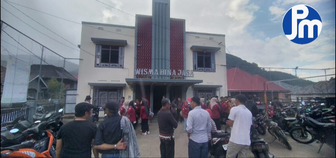 Ricuh! Sidang Pleno Kec. Gunung Raya nyaris diwarnai baku hantam! Screenshot_20240218_210902_CapCut