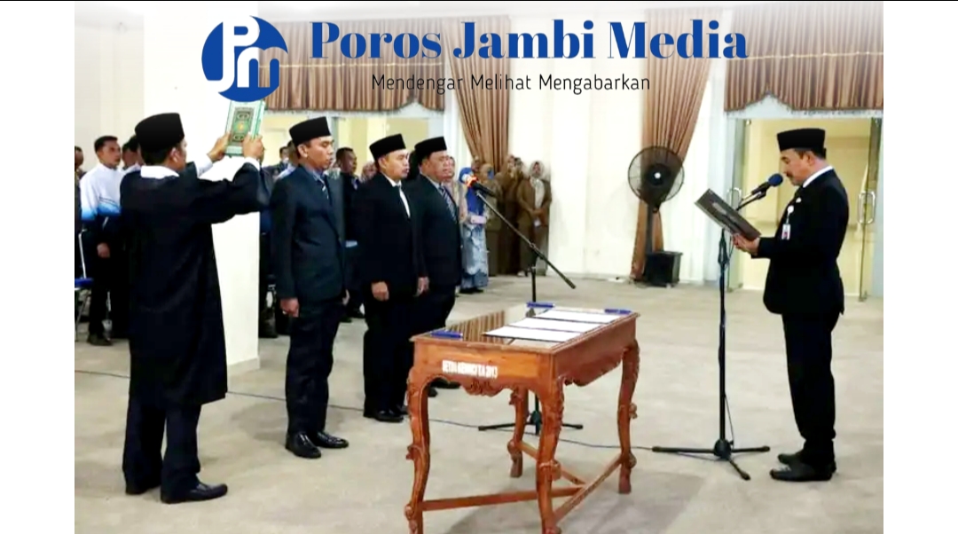Lantik 3 direktur Perumda Air minum Tirta sakti kerinci, PJ.Bupati Asraf : untuk penyegaran kerja agar pelayanan kepada masyarakat tetap baik. Screenshot_2024-05-14-08-59-16-53_dba69a5e82e939c3ddef13f99a115ca3