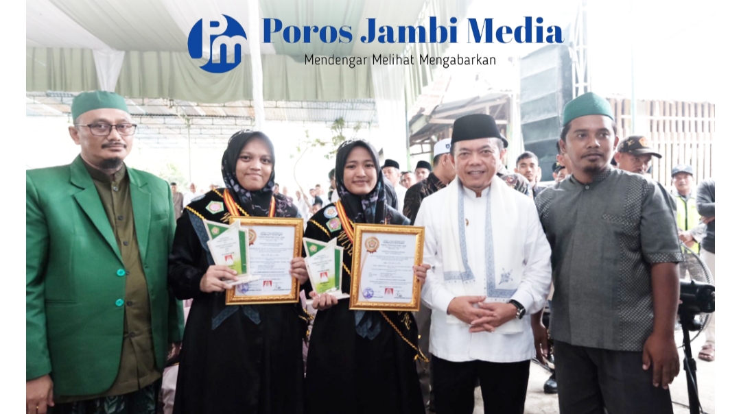 Gubernur Al Haris Berikan Hadiah Umroh Santri Hafidz 30 Juz Ponpes Nurul Jadid Singkut Screenshot_2024-06-02-05-57-15-29_dba69a5e82e939c3ddef13f99a115ca3