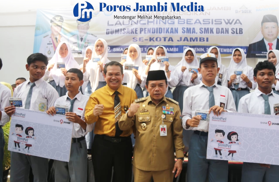 Diserahkan Gubernur Al Haris, 1.259 Siswa Tidak Mampu di Kota Jambi Terima Bantuan Dumisake Pendidikan Screenshot_2024-09-04-18-11-20-94_dba69a5e82e939c3ddef13f99a115ca3