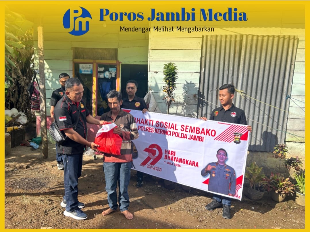 IPTU Yandra Kusuma Pimpinan Kegiatan Baksos Polres Kerinci Jelang HUT Bhayangkara ke-79 IMG-20250618-WA0010