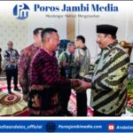 Monadi Hadiri Sertijab Kajati Jambi, Tegaskan Komitmen Perkuat Pemerintahan Bersih dan Berintegritas Screenshot_2025-11-07-11-44-00-54_dba69a5e82e939c3ddef13f99a115ca3
