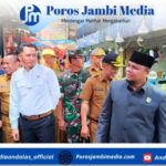 Wakil Ketua II DPRD Emrizal Hadiri Rakor Satgas Pangan dan TPID, Dilanjutkan Sidak Pasar Komoditas Pangan Screenshot_2025-12-23-07-33-03-00_dba69a5e82e939c3ddef13f99a115ca3